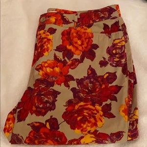 Croft & Barrow women’s 18 stretch rose Capri pants